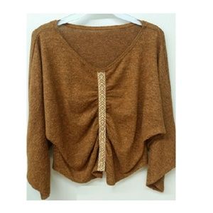 Franne v neck dolman with ruched ribbon